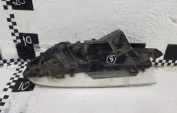 Противотуманка (ПТФ) передняя правая для BMW 5er 2020 года на фотографиях