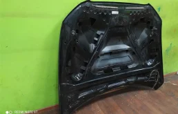 Капот для Audi Q5 2008 года на фотографиях