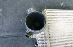 Интеркулер левый для Audi Q8 на фотографиях