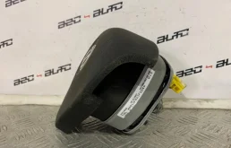 Подушка безопасности водителя для Volkswagen Passat 2008 года на фотографиях