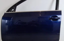 Дверь передняя левая для Volkswagen Touareg 2005 года на фотографиях