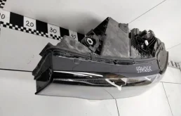 Фара ксенон левая для BMW X7 на фотографиях