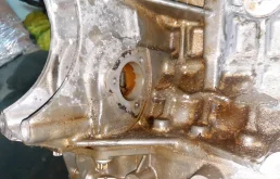 Двигатель без навесного для BMW 5er 2006 года на фотографиях