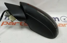Зеркало боковое левое для Volkswagen Touareg 2013 года на фотографиях