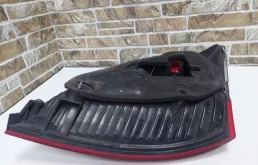 Фонарь левый для Mercedes-Benz S class 2005 года на фотографиях