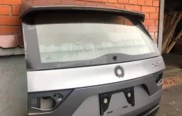 Дверь багажника для BMW X3 2008 года на фотографиях