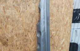 Накладка порога правая для BMW 3er 2001 года на фотографиях