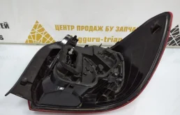 Фонарь левый для Renault Logan 2015 года на фотографиях