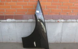 Крылья для BMW 3er 2005 года на фотографиях