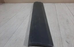 Накладка двери передней правой для Volkswagen Tiguan 2013 года на фотографиях