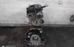 Двигатель без навесного для Volkswagen Tiguan 2014 года на фотографиях
