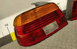 Фонарь левый для BMW 5er 2001 года на фотографиях