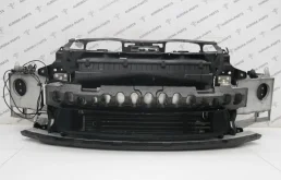 Панель радиатора (телевизор) для Porsche Panamera на фотографиях