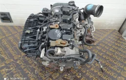 Двигатель для Audi A4 2014 года на фотографиях