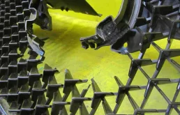 Решетка радиатора для Mazda CX 5 2019 года на фотографиях