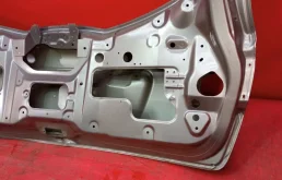 Дверь багажника для Nissan Qashqai 2012 года на фотографиях