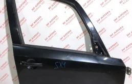 Дверь передняя правая для Suzuki SX4 2008 года на фотографиях