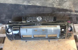 Бампер для Nissan X-Trail 2005 года на фотографиях