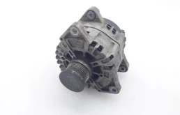 Генератор для Mercedes-Benz M class 2013 года на фотографиях