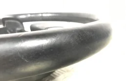 Руль для Volkswagen Passat 2007 года на фотографиях