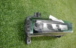 Дневной ходовой огонь правый для BMW 3er 2022 года на фотографиях