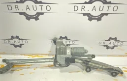 Трапеция стеклоочистителей для Mercedes-Benz S class 2015 года на фотографиях