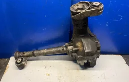 Редуктор переднего моста для Volkswagen Touareg 2002 года на фотографиях