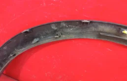 Стекла и зеркала для Nissan Juke 2018 года на фотографиях