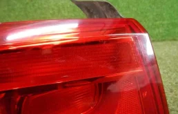 Фонарь внешний левый для Volkswagen Passat 2012 года на фотографиях