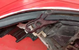 Фара левая для Toyota Land Cruiser 2010 года на фотографиях