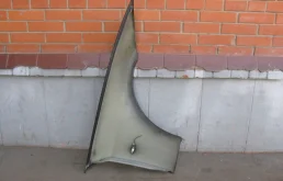 Крылья для BMW 3er 2005 года на фотографиях