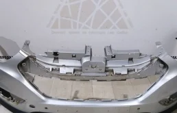 Бампер передний для Hyundai Tucson 2013 года на фотографиях