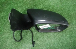 Зеркало боковое правое для Volkswagen Polo 2013 года на фотографиях