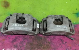 Суппорт передний левый для Audi A6 2014 года на фотографиях