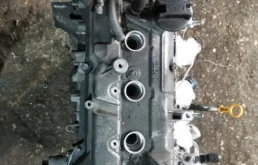 Двигатель без навесного для Mazda Familia 2007 года на фотографиях