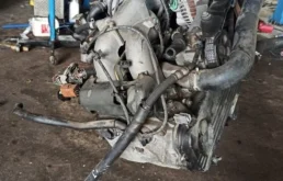 Двигатель без навесного для Subaru Legacy 2015 года на фотографиях