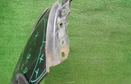 Крыло правое для Toyota Land Cruiser 2011 года на фотографиях