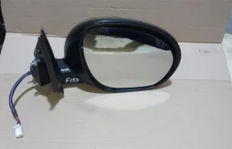 Зеркало боковое левое для Nissan Juke 2010 года на фотографиях