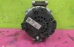 Генератор для Audi A4 2009 года на фотографиях