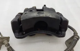 Суппорт передний левый для Kia Rio на фотографиях