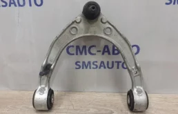 Рычаг передний левый верхний для Volkswagen Touareg 2015 года на фотографиях