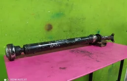 Карданный вал передний для Volkswagen Touareg 2004 года на фотографиях