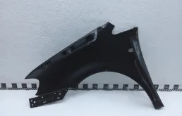 Крылья для Volkswagen Caddy 2007 года на фотографиях