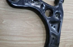 Рычаг передний правый верхний для Volkswagen Polo на фотографиях