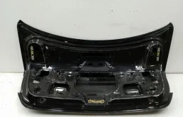 Крышка багажника для Volkswagen Jetta 2005 года на фотографиях