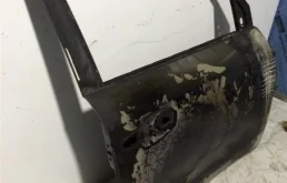 Дверь передняя правая для Toyota Land Cruiser 2015 года на фотографиях