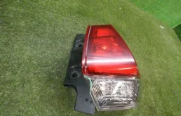 Фонарь внешний правый для Nissan X-Trail 2013 года на фотографиях