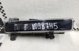 Противотуманка (ПТФ) передняя правая для BMW 5er 2020 года на фотографиях