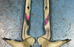 Петля капота левая для Volkswagen Tiguan на фотографиях