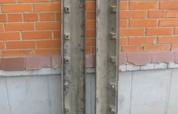 Накладка порога левая для Suzuki SX4 2013 года на фотографиях